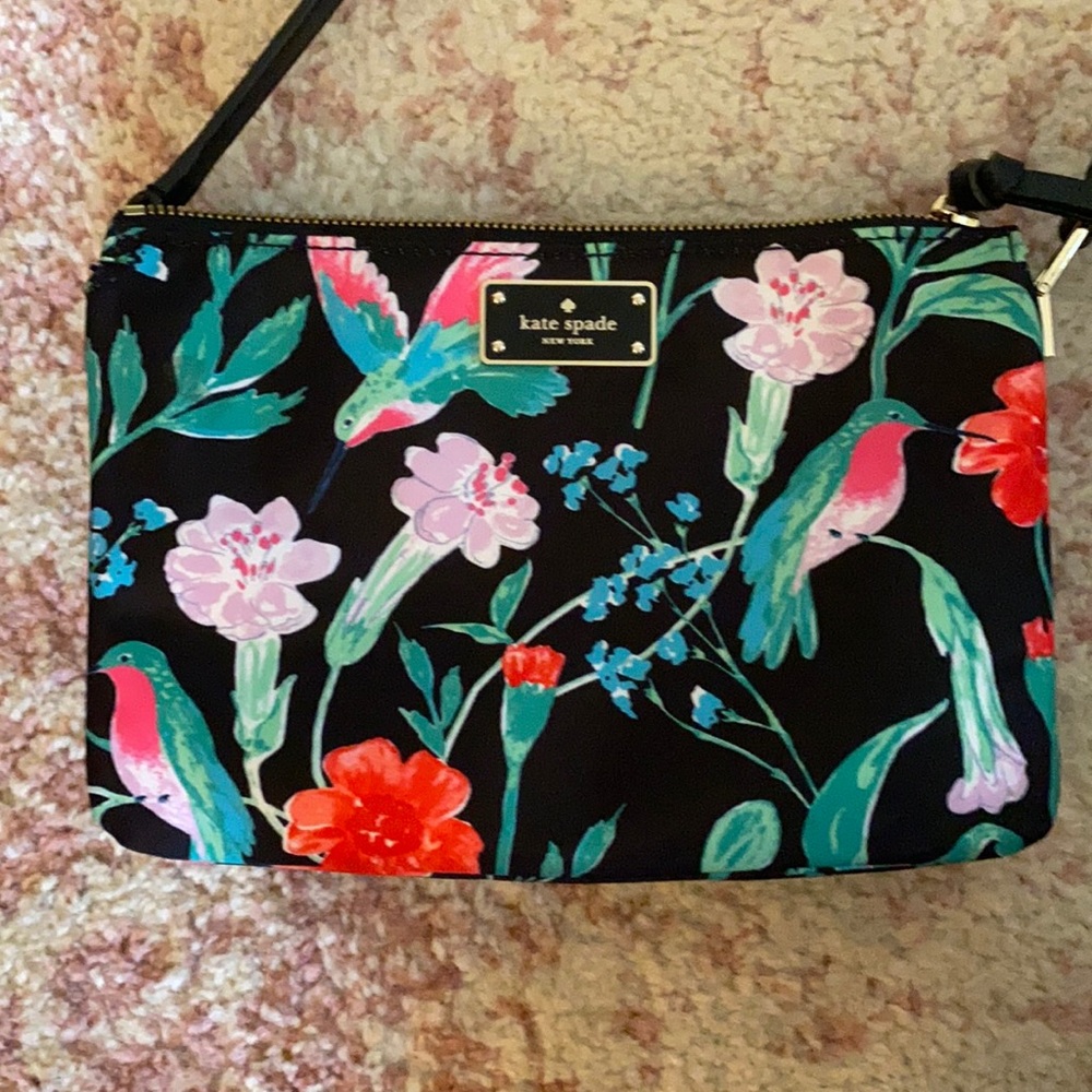 Kate Spade Purse - Picture 1 of 3